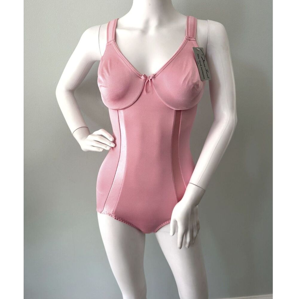 NWD Vintage Diana Secret Secret Body Briefer Shaper Bodysuit Pink Underwire 38B